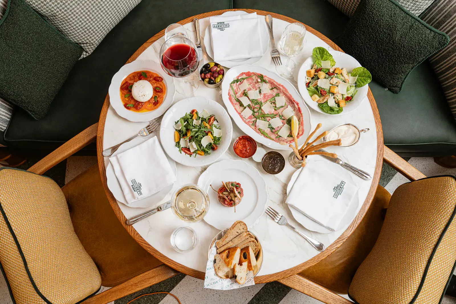 Tricky Tales — Food cichitta-100